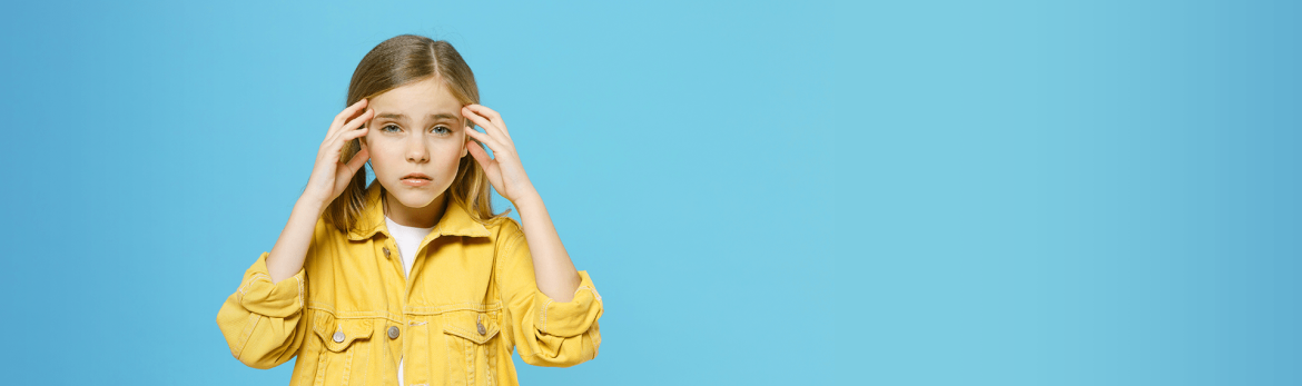 shutterstock_1793087911-girl-headache.png